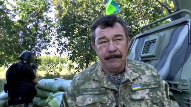 Подборка Генерал армії України Олександр Кузьмук відвідав штаб АТО в Маріуполі